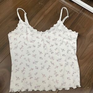 Hollister tank size m